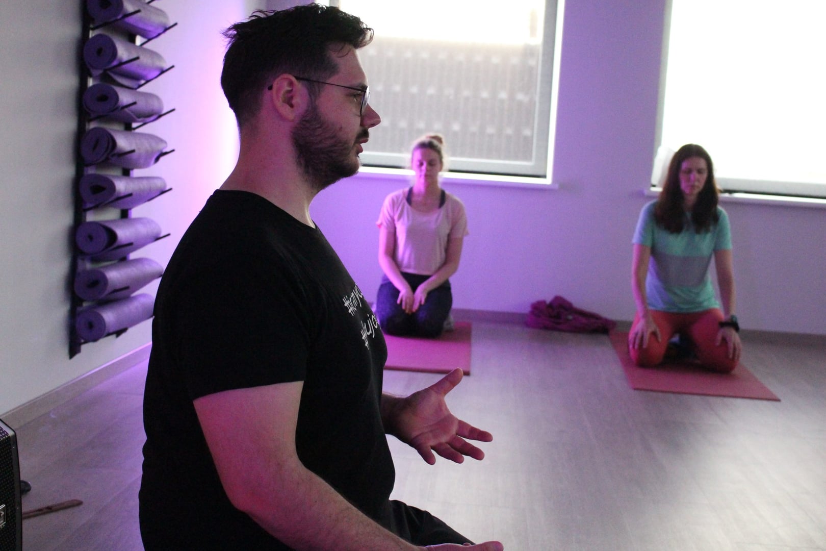 CLASES DE YOGA