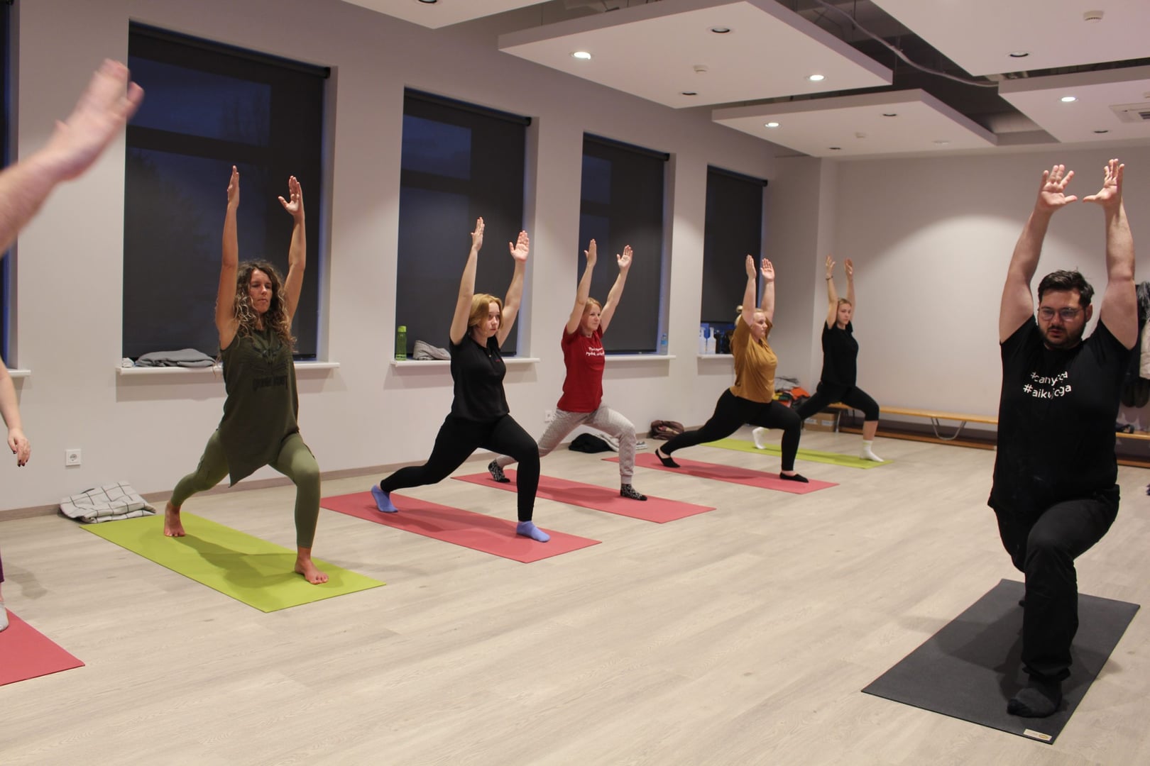 CLASES DE YOGA