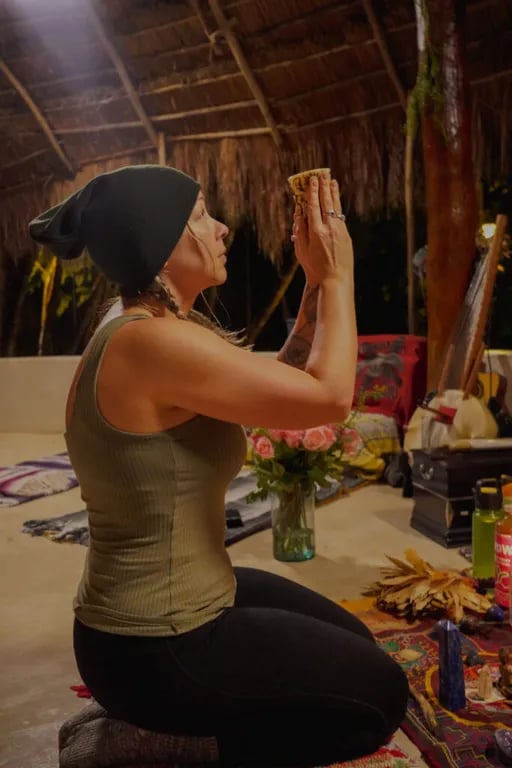 Mamay Jungle Retreat – Sanación con Ayahuasca y Kambo