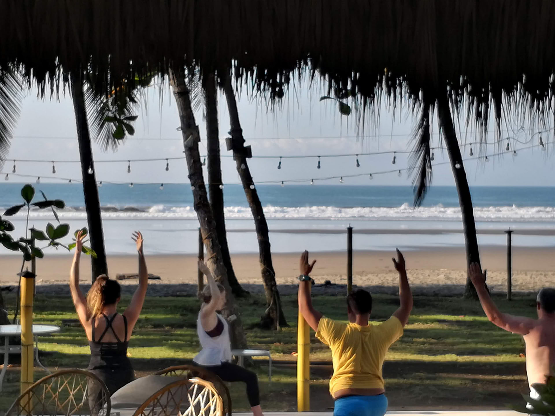 Retiro de Yoga frente a la playa en Bejuco, Esterillos Este, Costa Rica
