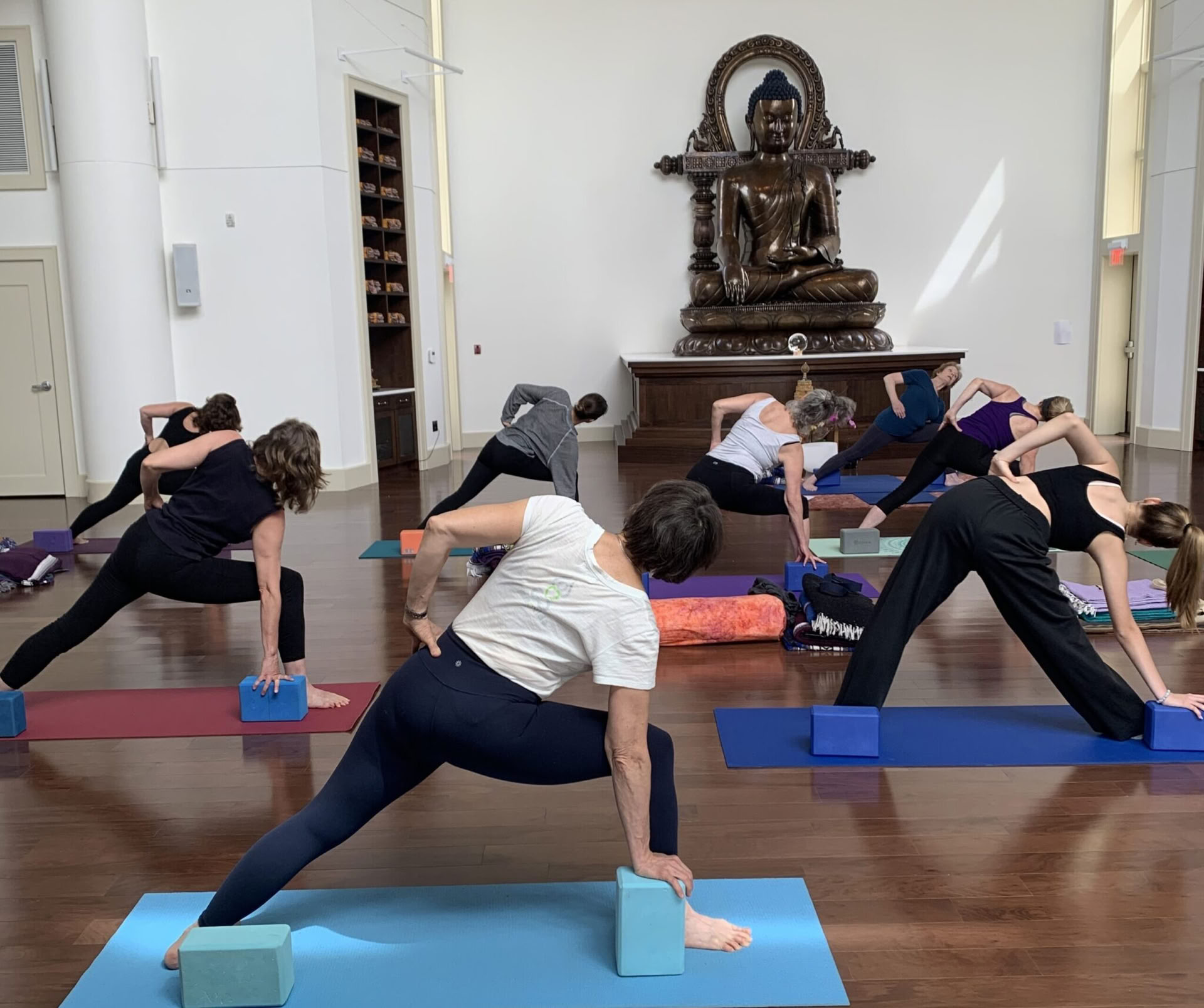 La práctica del yoga, al estilo Iyengar