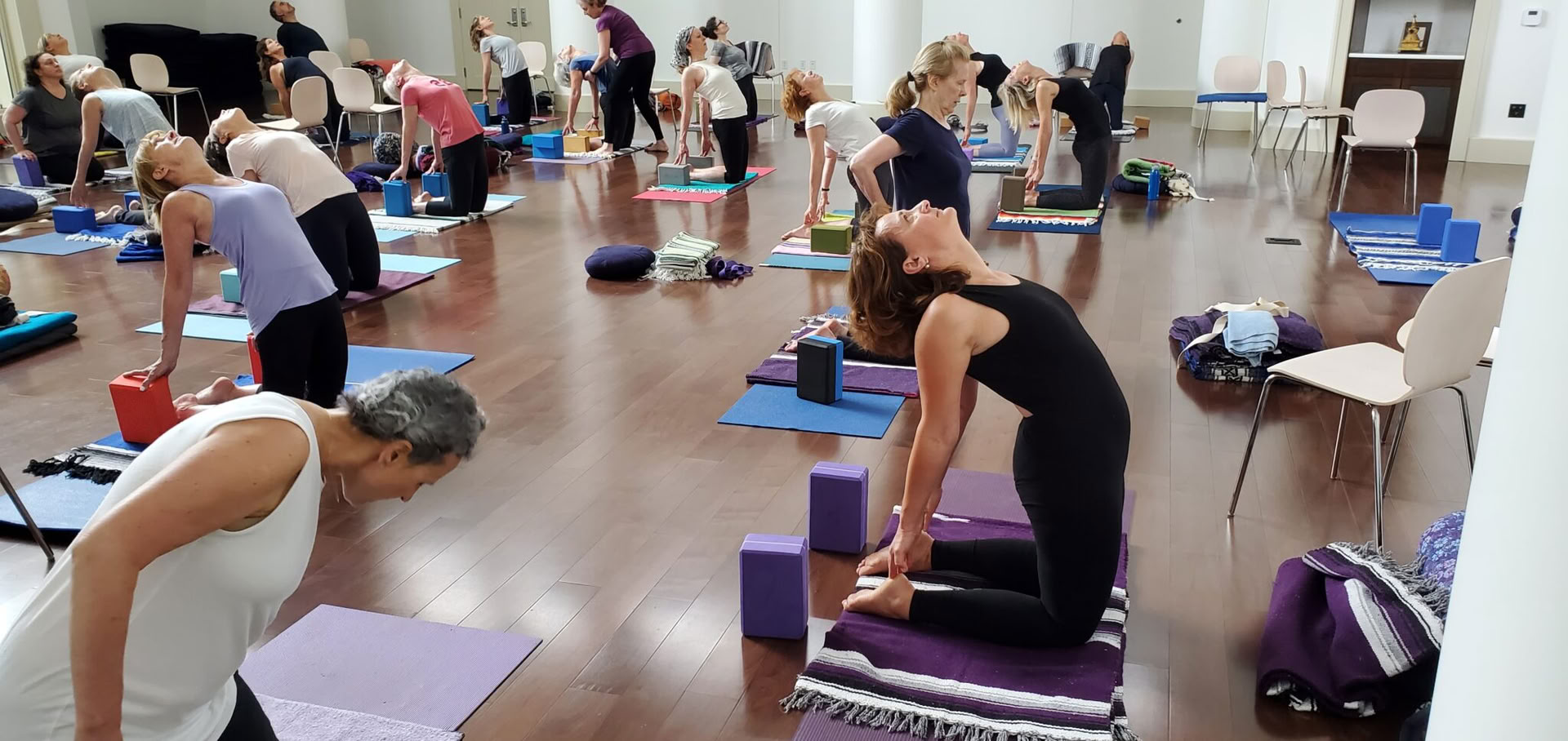 La práctica del yoga, al estilo Iyengar