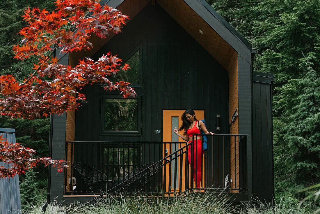 Rooted Heart Yoga y bienestar retiro | Bowen Island Yoga