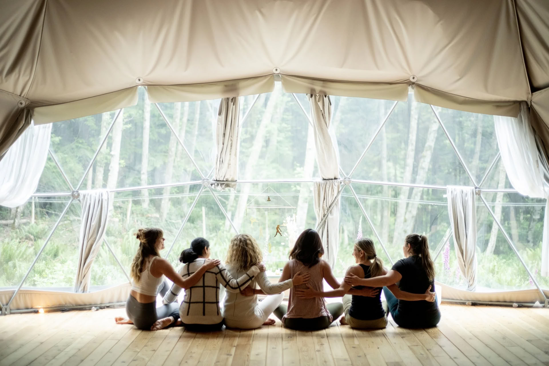 Serenity Sanctuary Retiro de Yoga con Ally Boothroyd y Kristyn Rose — Nectar Yoga