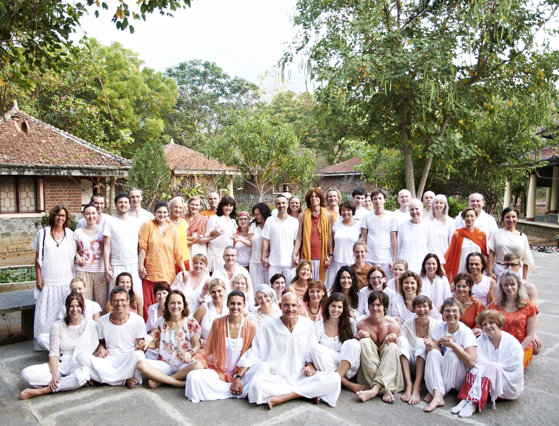 Retiro Ashram de Detox de Meditación Silenciosa de 21 Días en India