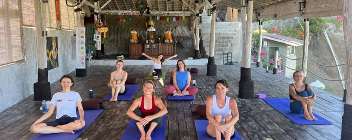 Yoga restaurativo en Lovina