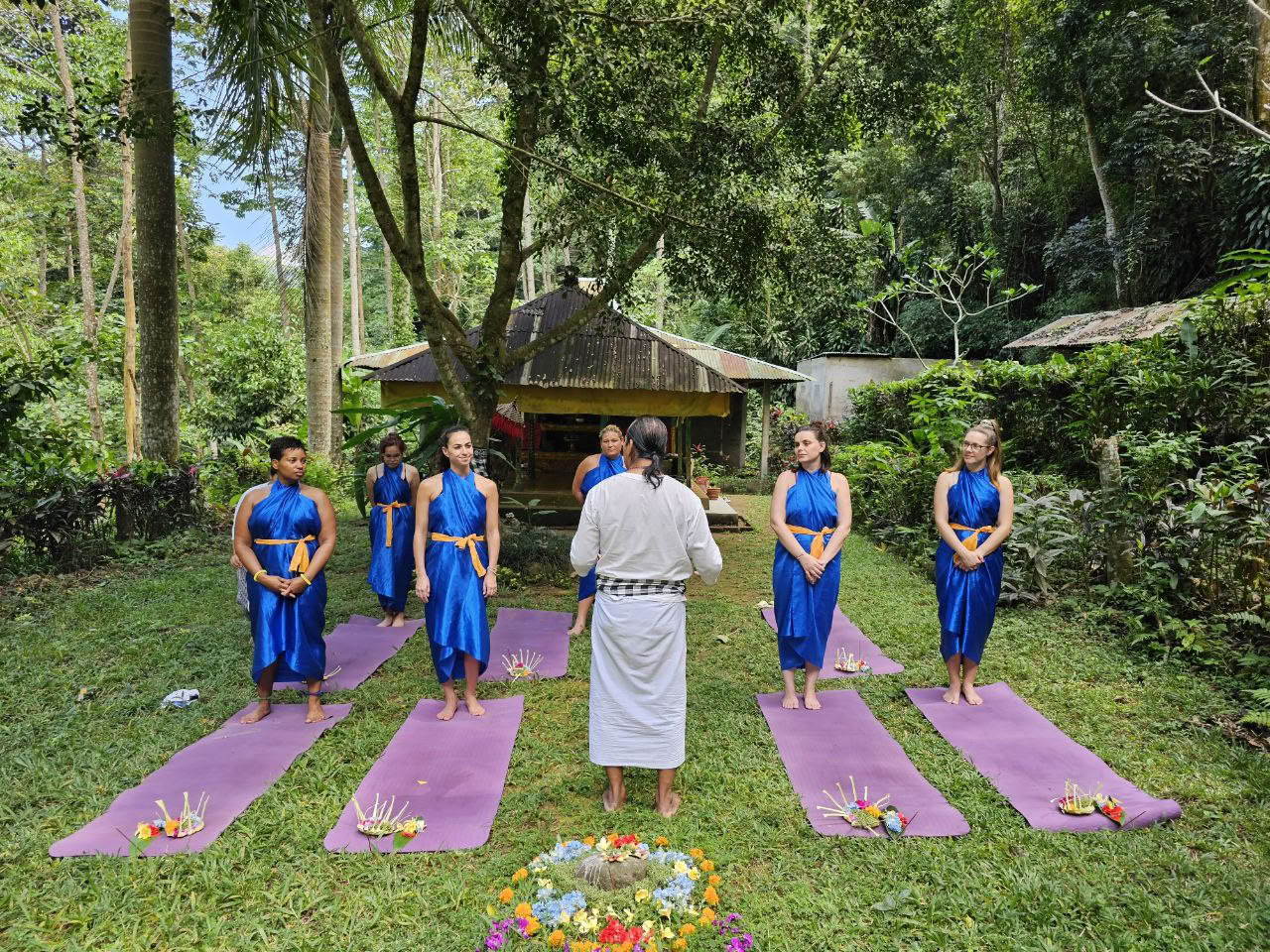 Ceremonia de Purificación en la Cascada Sagrada