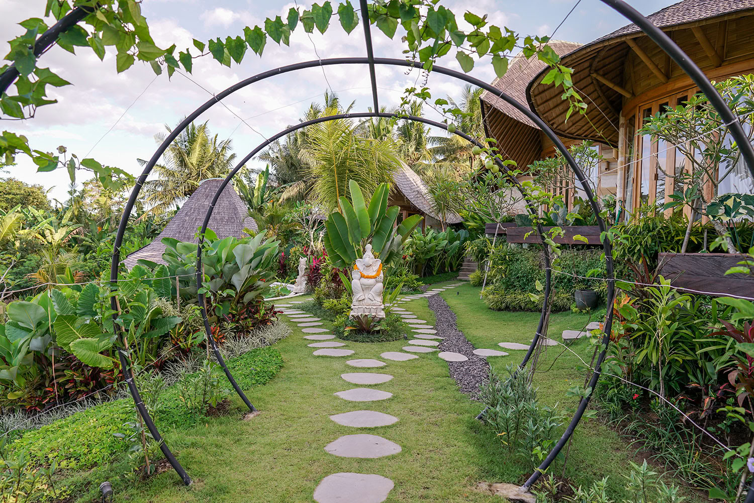 “Recuerda a Ti Misma” Retiro de bienestar ecológico para mujeres, Bali 2026
