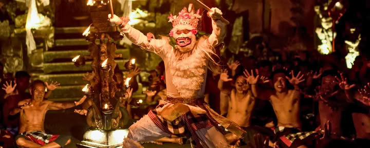 Fire Dance en Temple