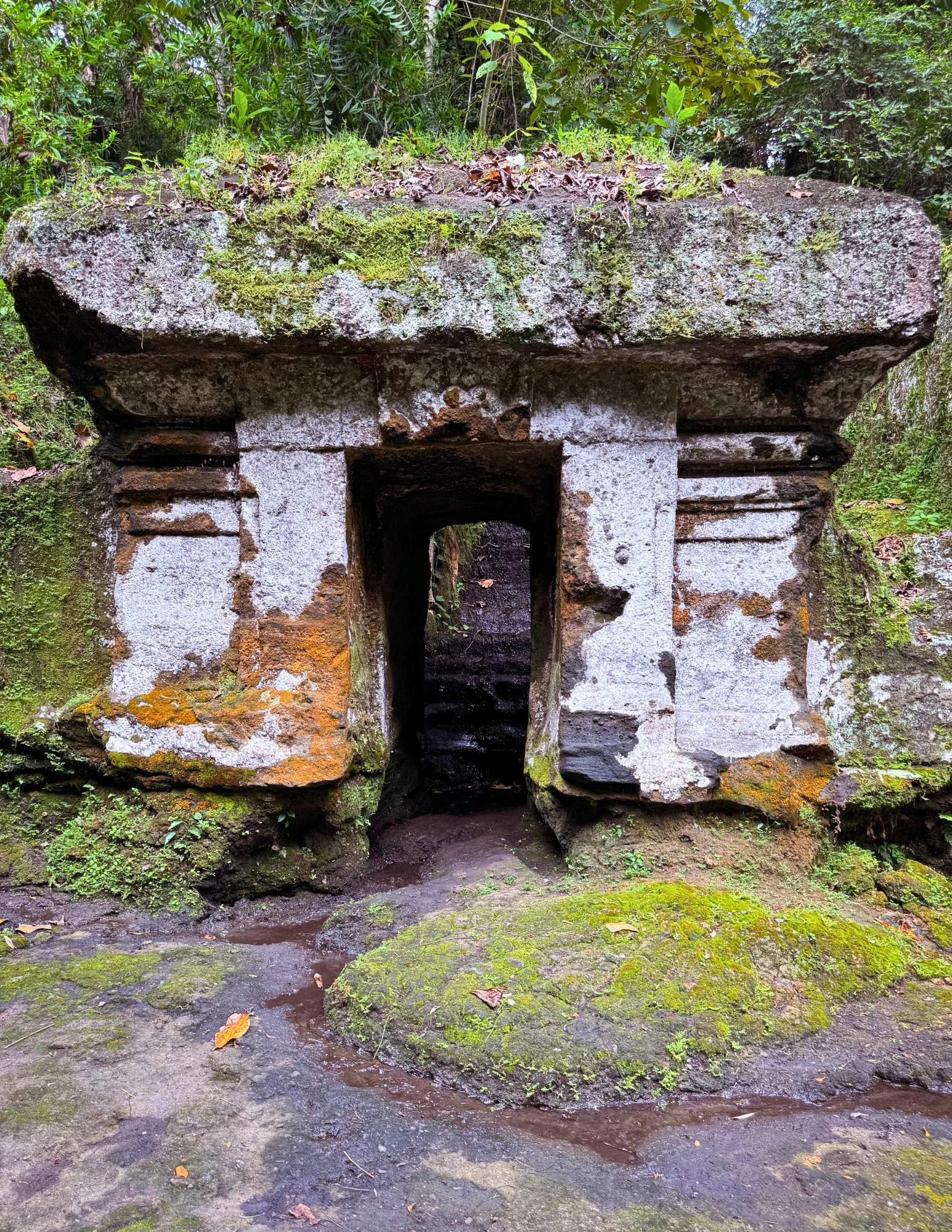 BENDICIÓN DEL AGUA EN LAS RUINAS ANCESTRALES