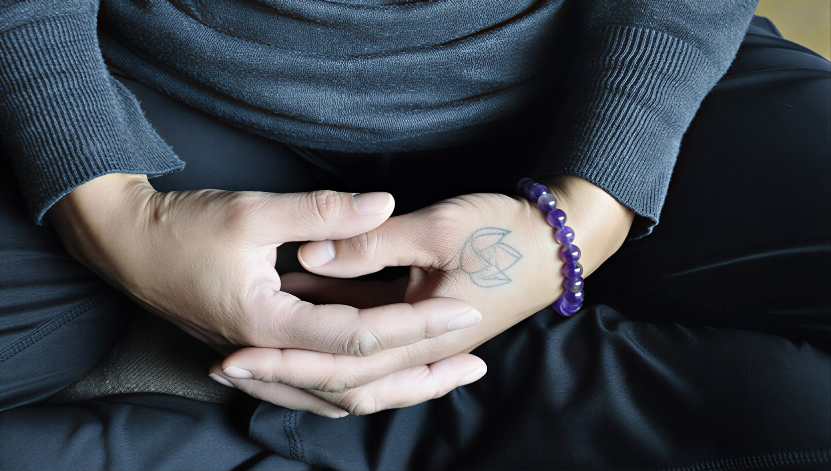 Between Spiritual Bypass and Stress Reduction: Mindfulness and Deep Psychological Work, Un Retiro Intensivo para Profesionales de la Salud Mental