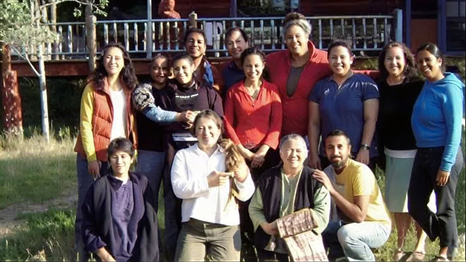Profundizando nuestra base: cultivando presencia, insight y amabilidad en el bosque profundo