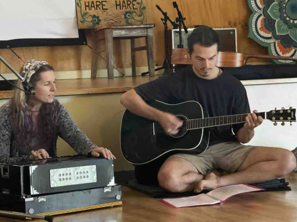 'Aprende a liderar Kirtan' Immersion