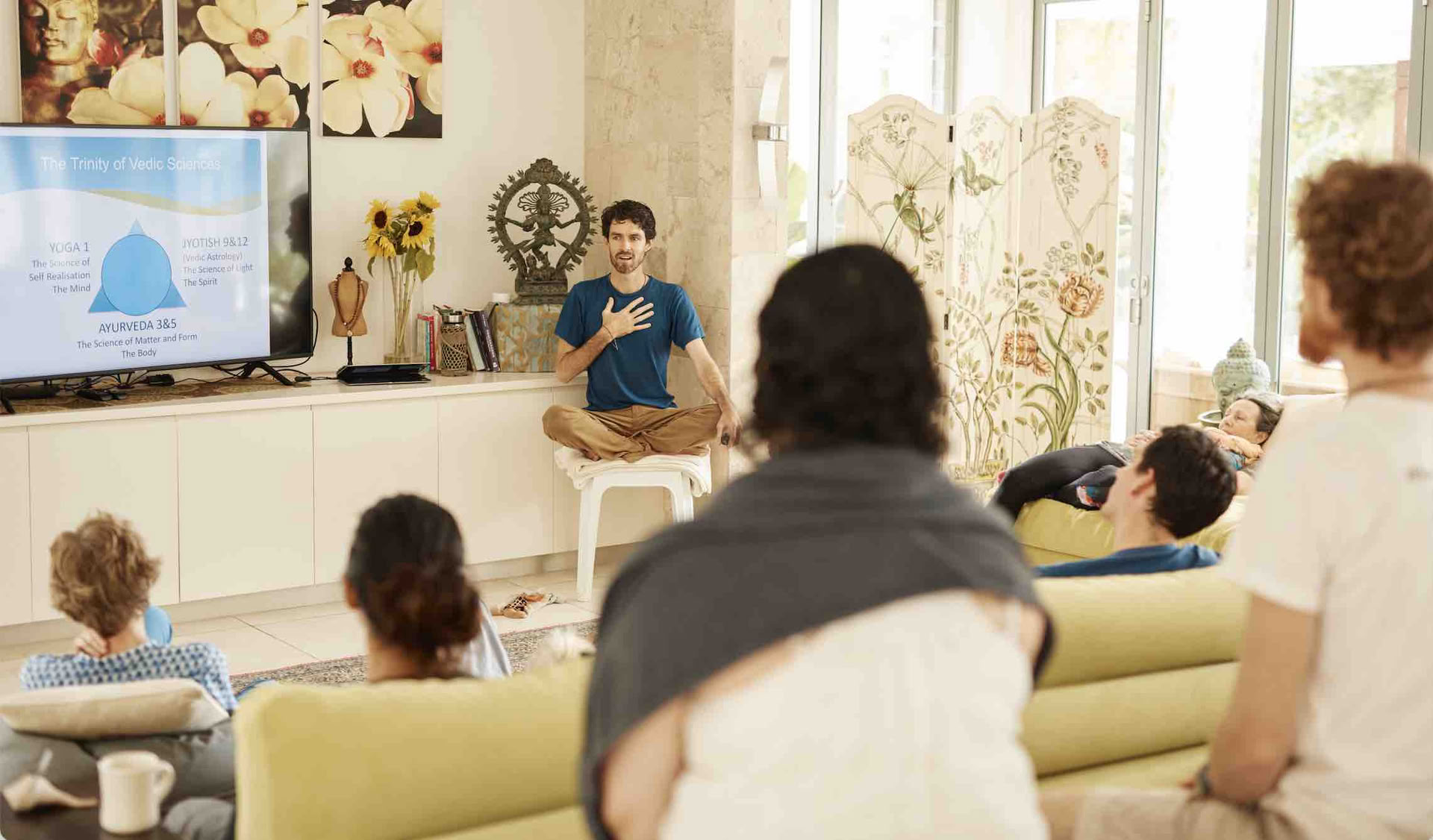 Entrenamiento de Terapia de Yoga ThaiVedic Nivel 1