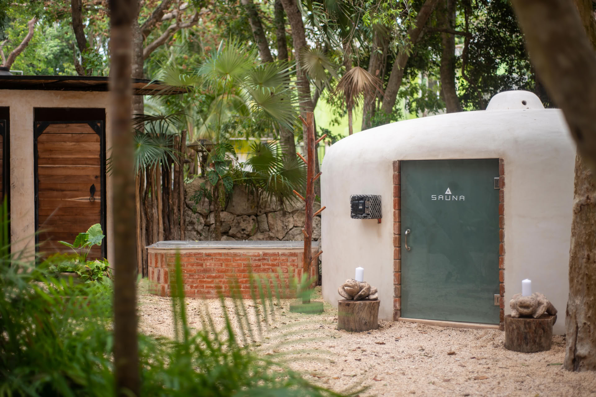 Sauna + inmersión en frío + gimnasio en la selva