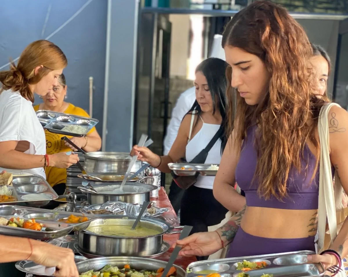 100 Hour Yoga Teacher Training en Rishikesh, India – May 2026