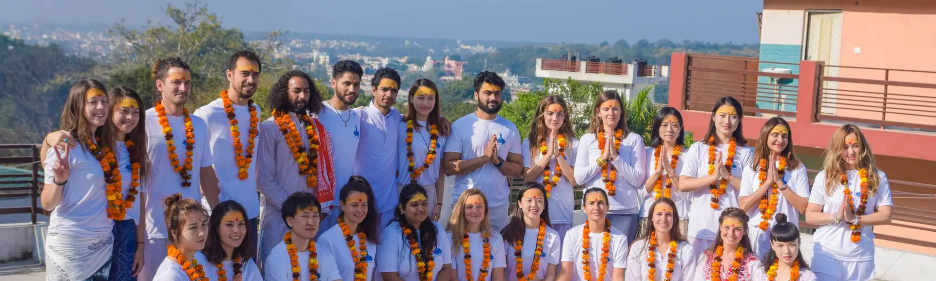 Curso de formación de profesores de yoga de 200 horas en Rishikesh – del 01 al 26 de junio de 2026