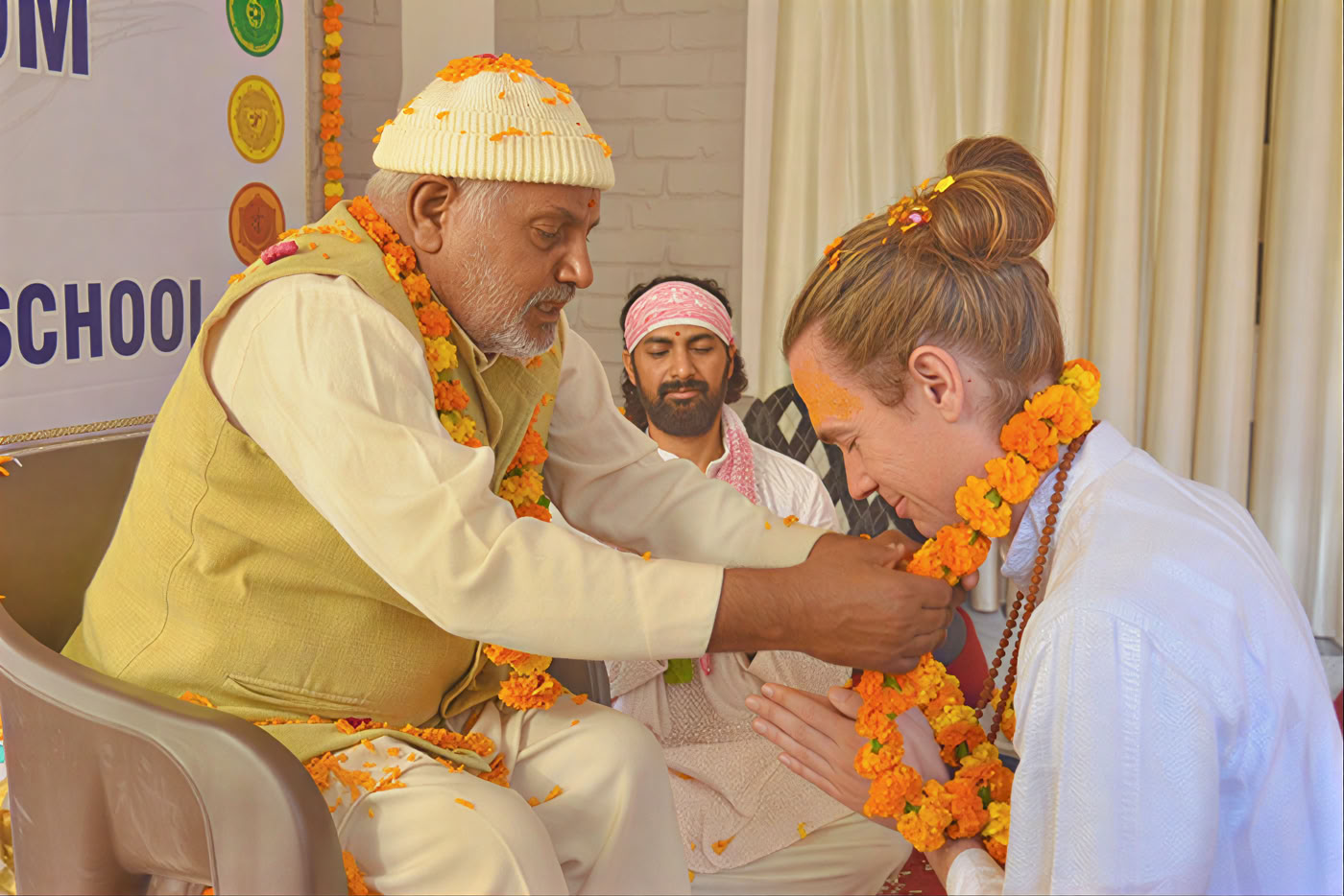 Curso de formación de profesores de yoga ayurvédico de 200 horas en Rishikesh