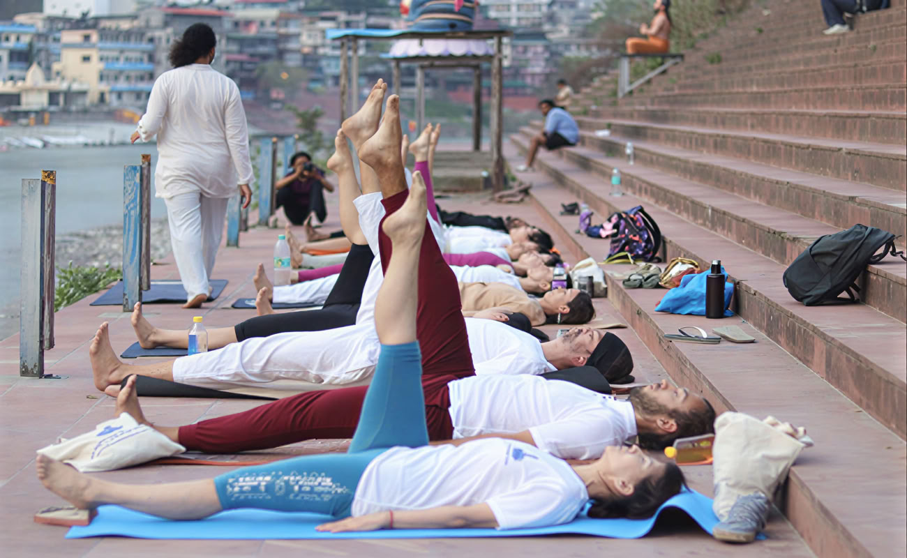 200 Hour Formación de Profesores de Yoga Ayurveda en Rishikesh, India