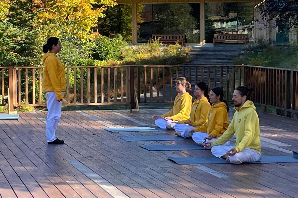 Curso Avanzado de Formación de Profesores de Yoga (ATTC)