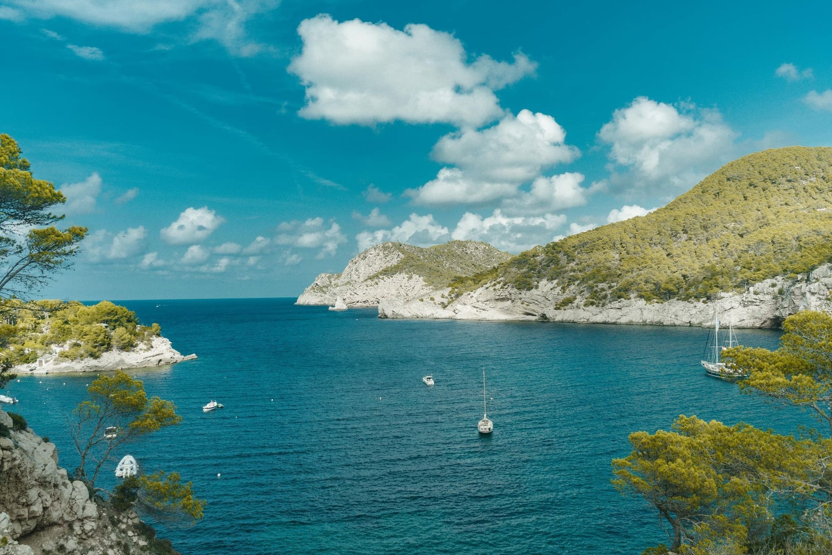 Ibiza Yoga y Aventura Retiro