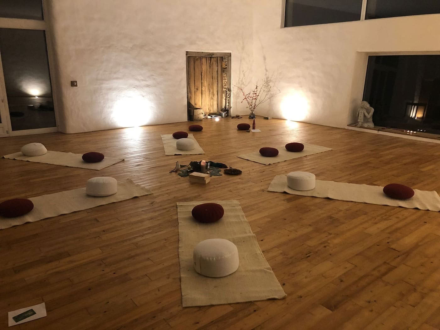 Formación de Profesores de Yoga en Francia – 5 de junio – 26 de junio de 2027