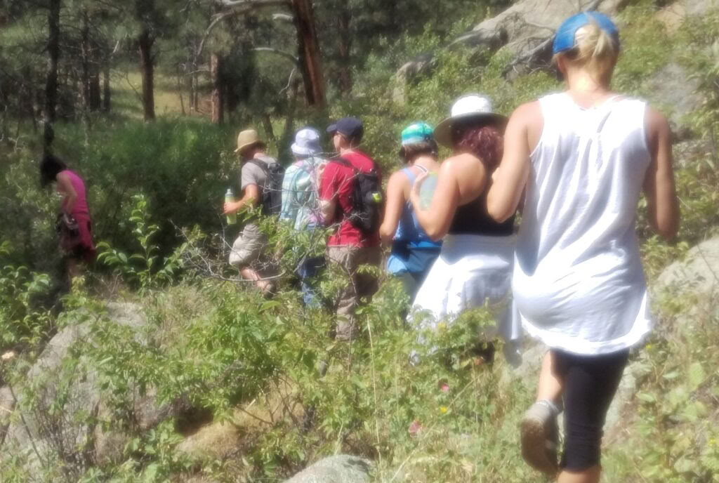 Amar, Servir y Triunfar