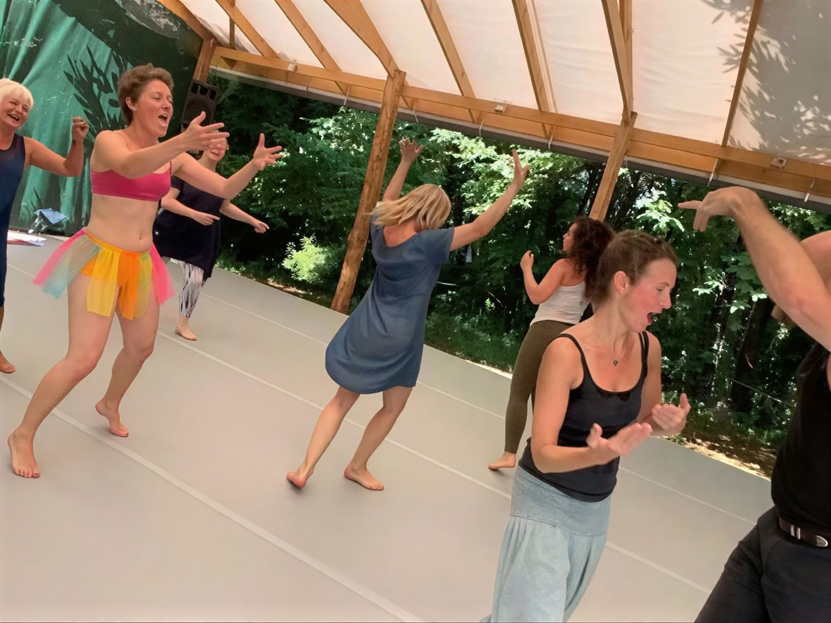 5Rhythms Summer Waves – Tierra, mar y cielo