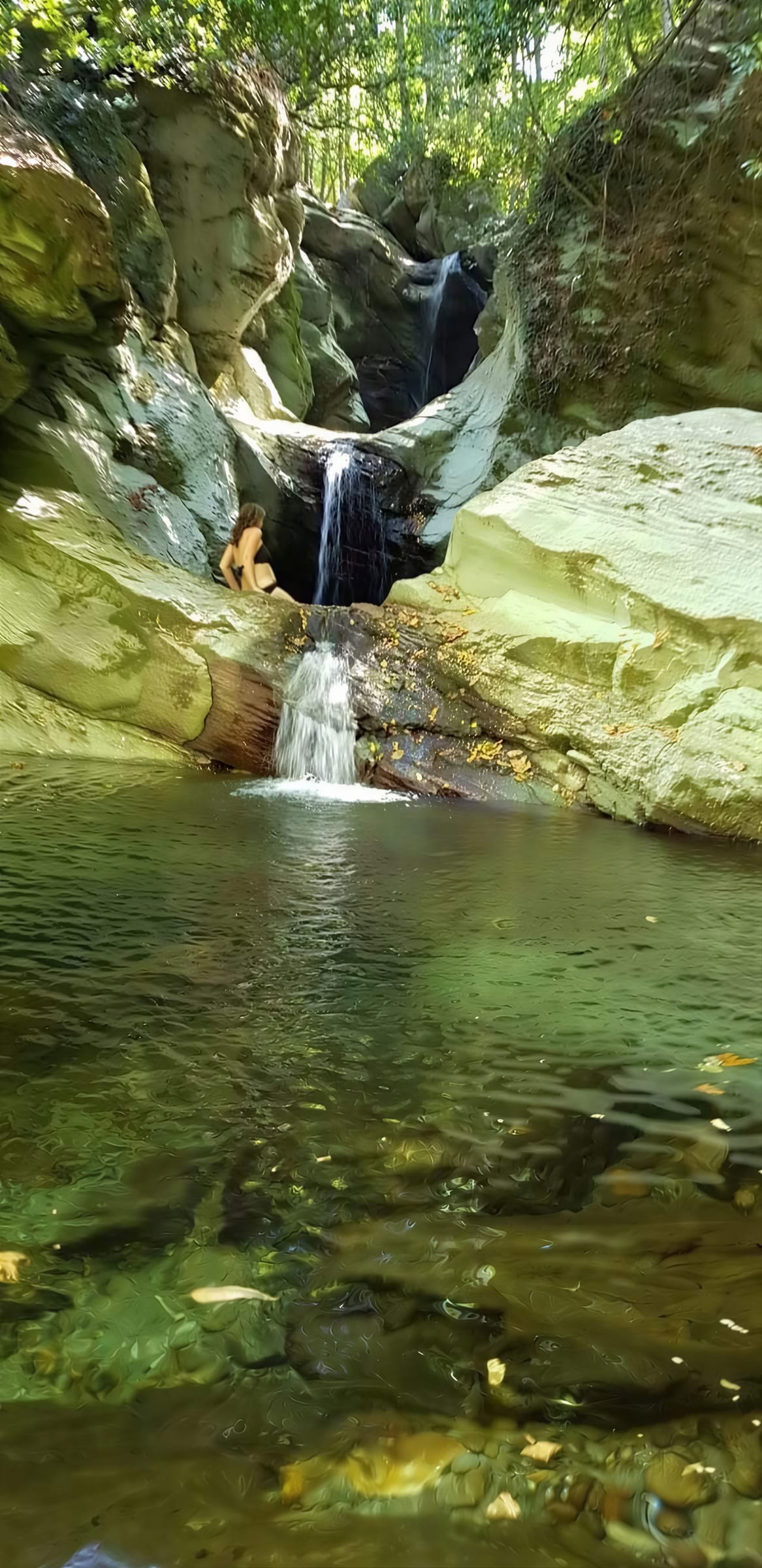 Vacaciones de Caminata y Natación Guiadas