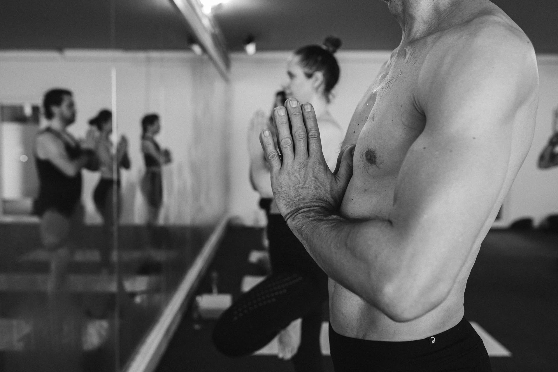 ASHTANGA FOUNDATIONS Arquitectura Interna y Práctica Inteligente — Momosyoga | HotYogaMalta