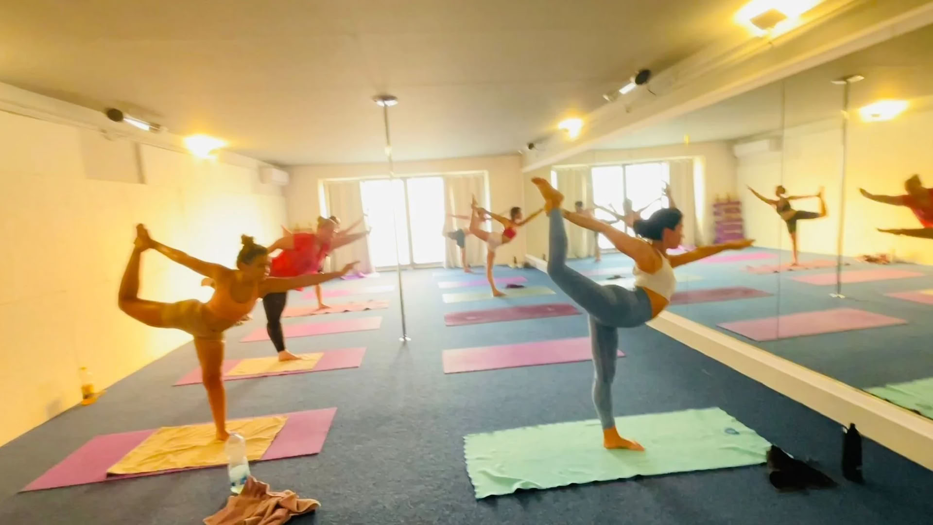 ASHTANGA FOUNDATIONS Arquitectura Interna y Práctica Inteligente — Momosyoga | HotYogaMalta