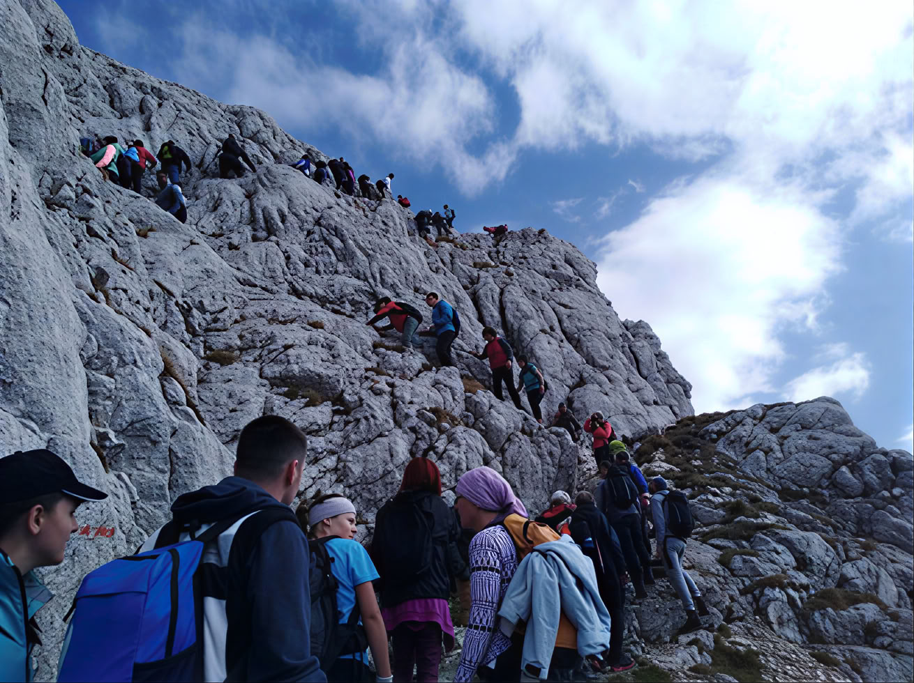 Durmitor – Excursión privada de senderismo a Bobotov Kuk