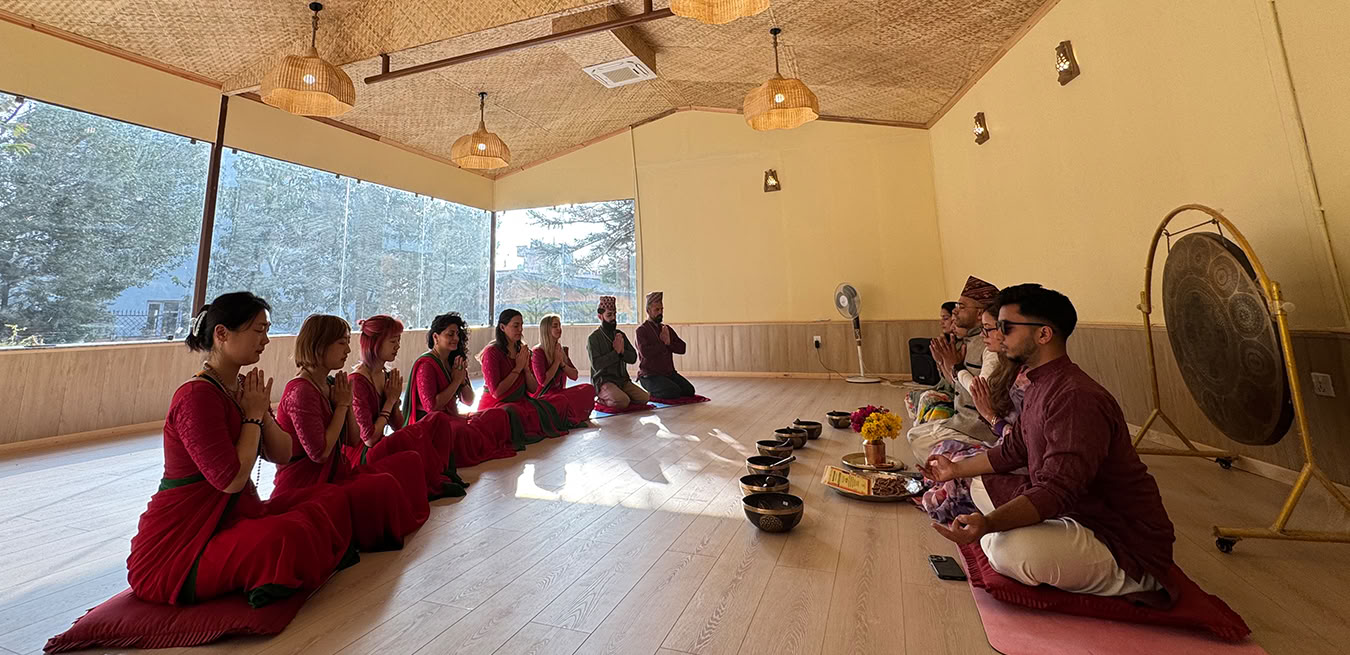 Formación de Profesores de Yoga de 200 Horas en Nepal - 22 Días – 01 Ene - 22 Ene 2027