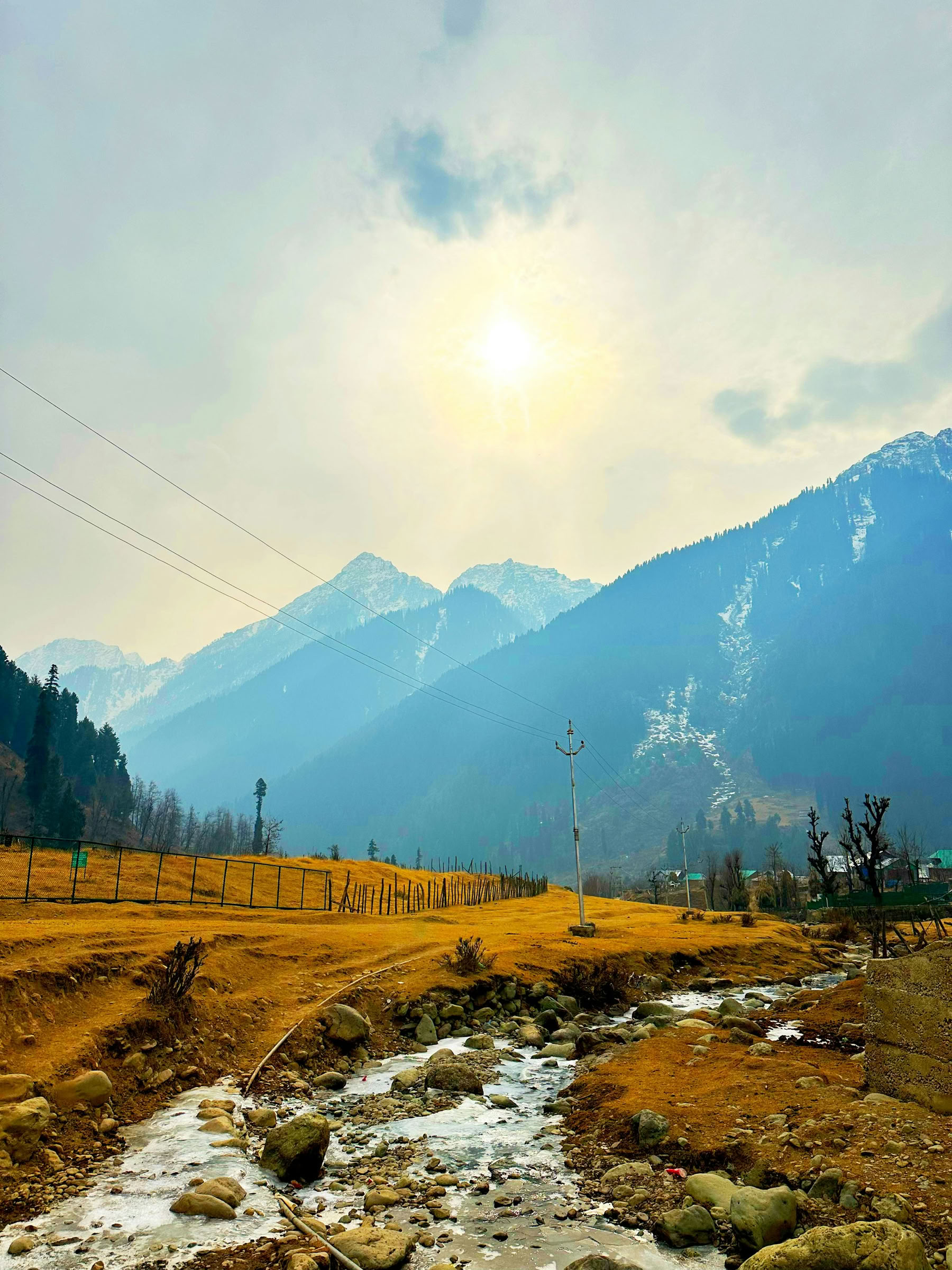 Meadows of Gold: Srinagar a Sonmarg escapada alpina