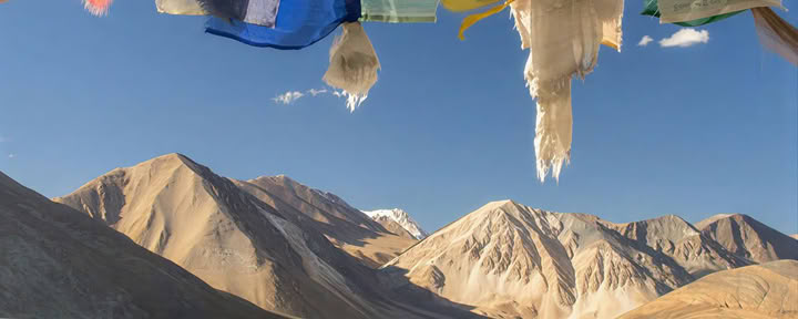 De Paraíso a la Meseta: Viaje por carretera de Cachemira a Ladakh