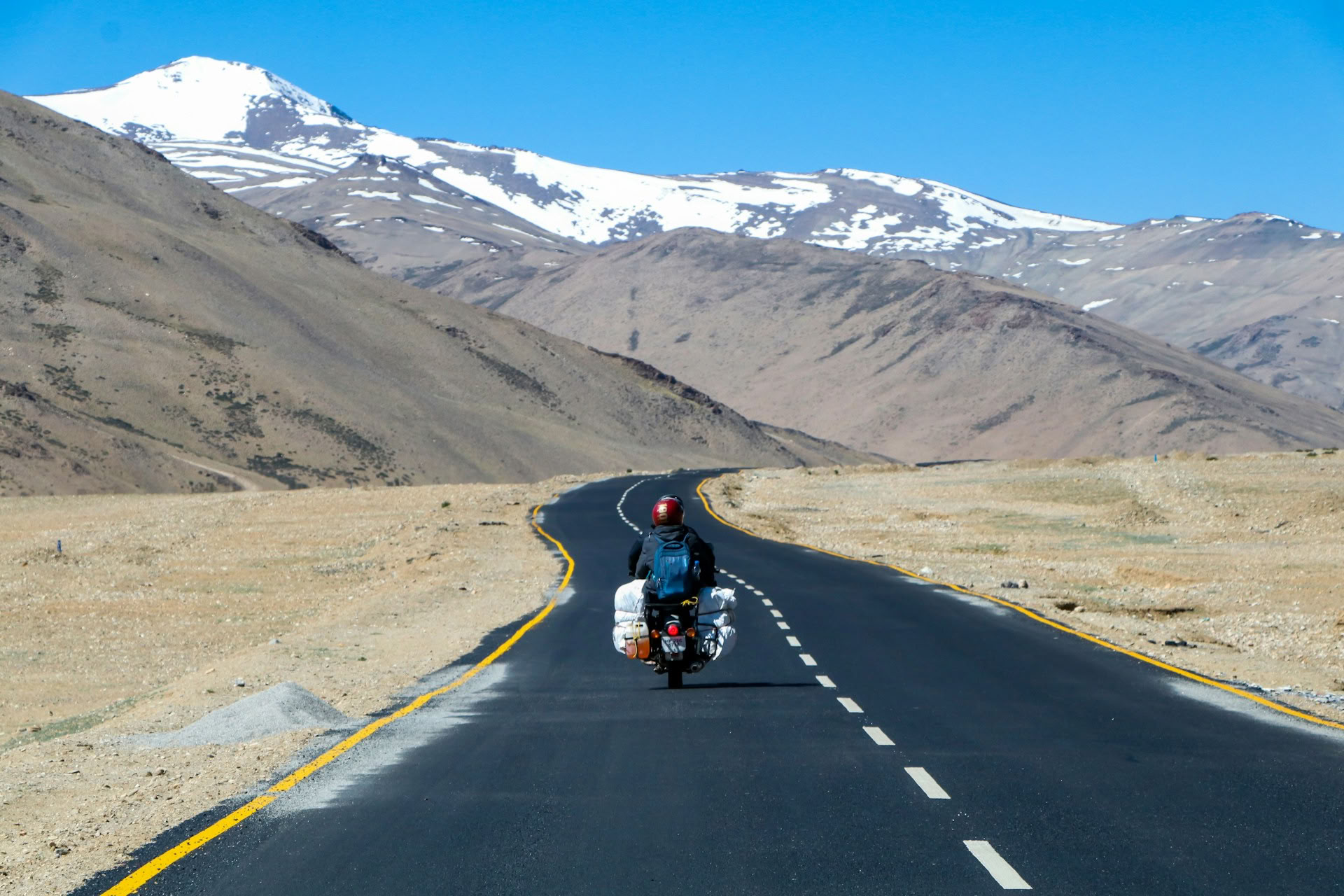 Senderos culturales de Ladakh vía Zoji La y la aldea de Turtuk