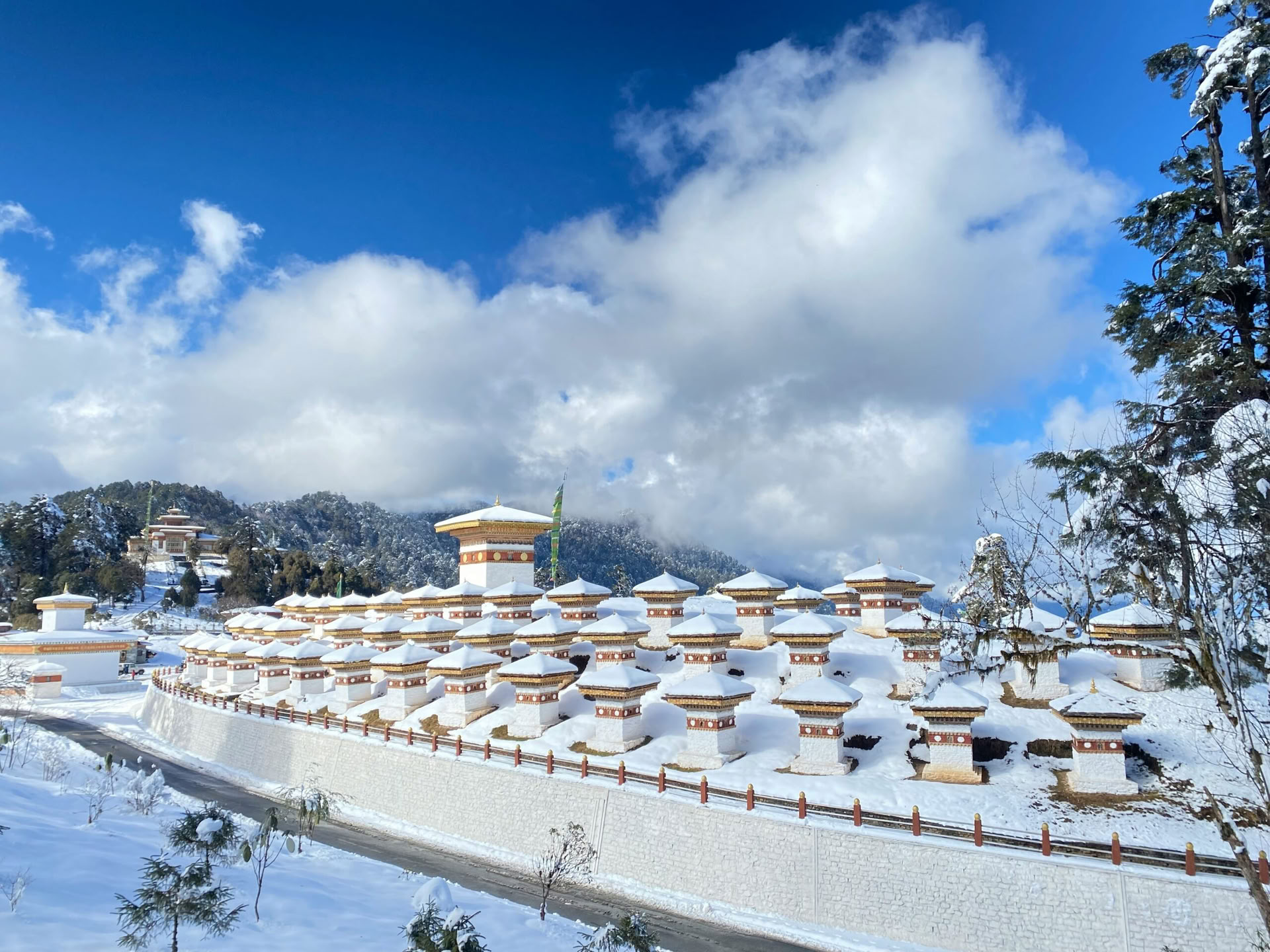 Más allá del último Shangri-La: viaje extendido por el Himalaya de Bután
