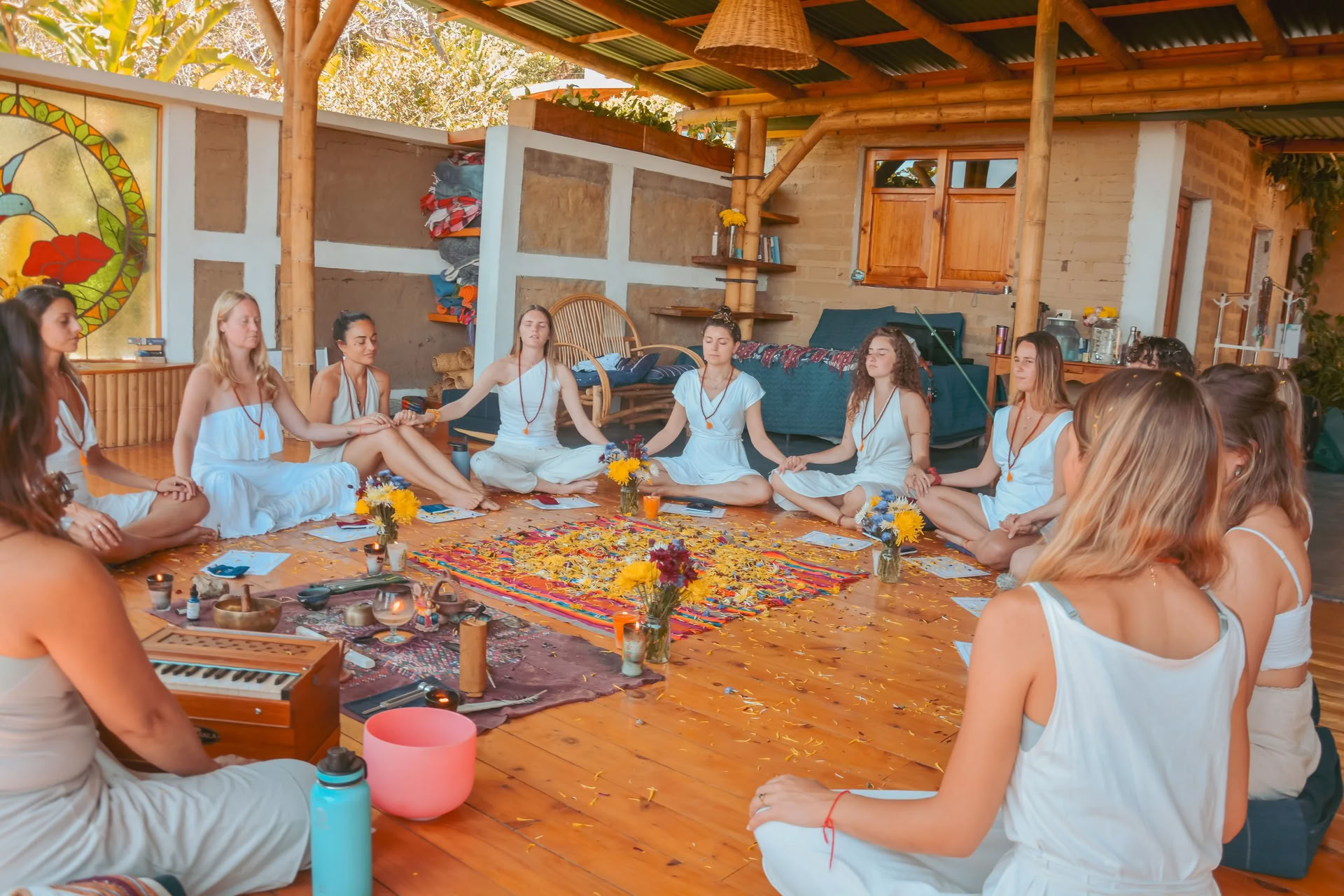 Shamana Yoga Retiro - The Alchemy of Living