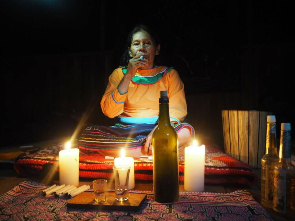 Ceremonia ritual de ayahuasca