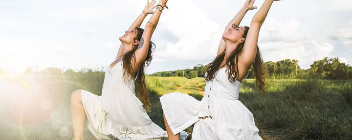 Formación intensiva de profesores de yoga de 200 horas (verano)