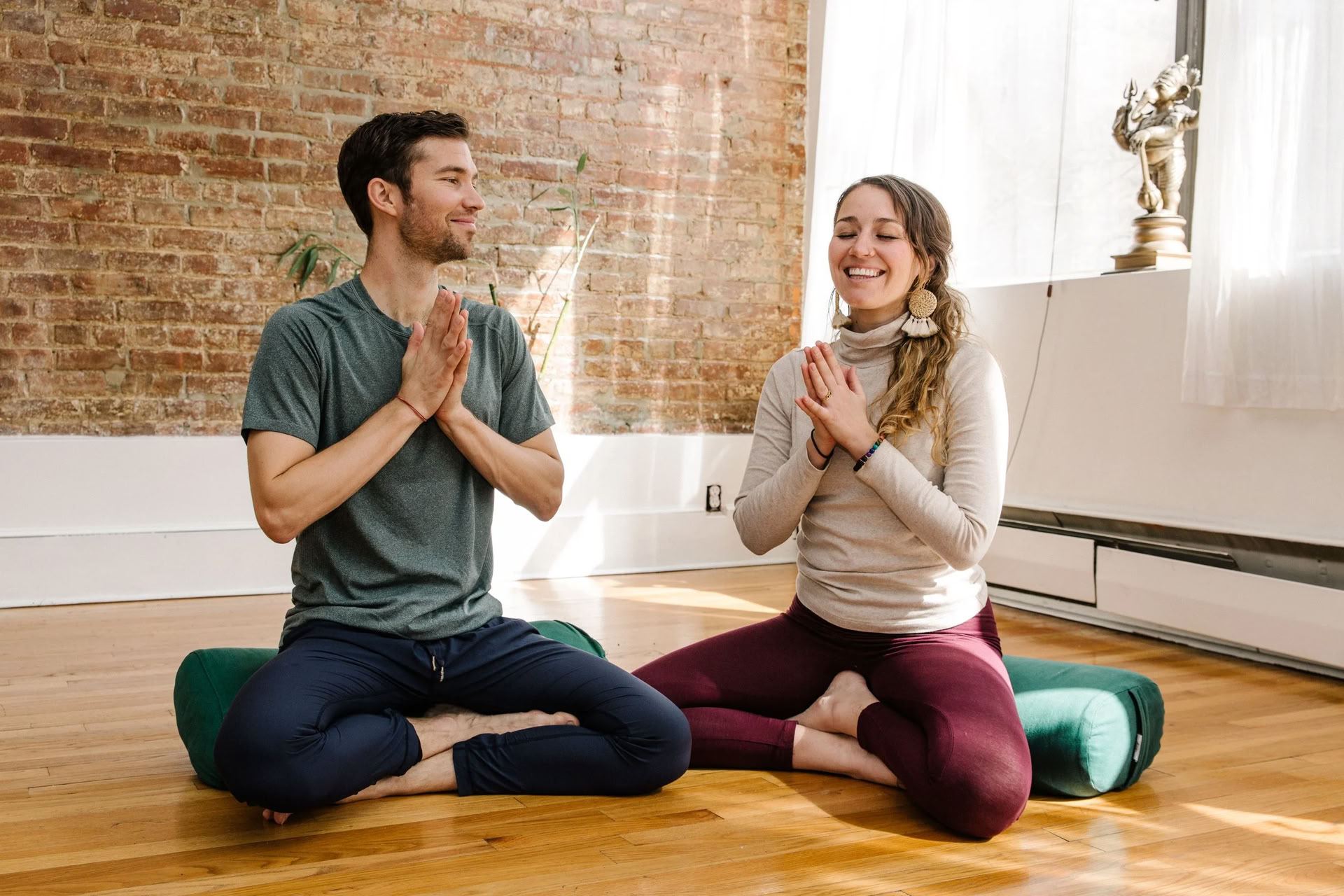 200 hr formación de profesores de yoga (Intensivo de verano)