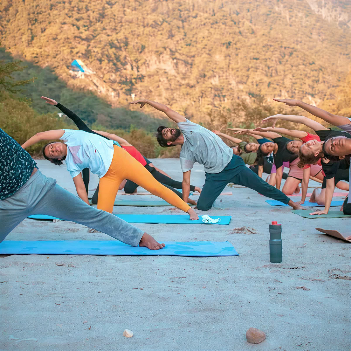 Programa de formación de profesores de yoga de 200 horas