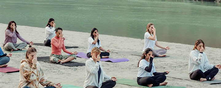 Programa de formación de profesores de yoga de 300 horas