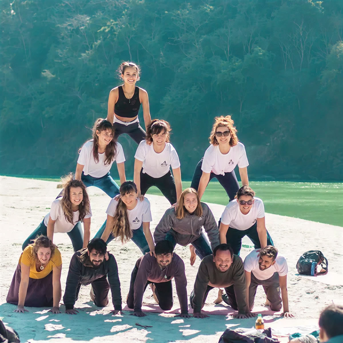 14 días de retiro de yoga en Rishikesh