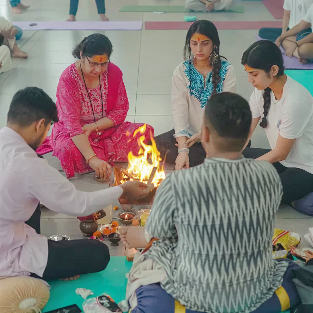 Formación de profesores de yoga de 300 horas en Rishikesh – 01 de mayo – 27 de mayo de 2026