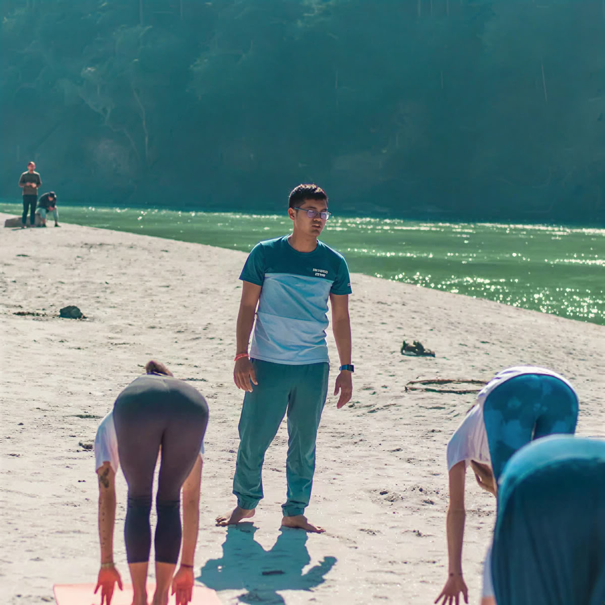 Formación de profesores de yoga de 300 horas en Rishikesh – 01 de mayo – 27 de mayo de 2026