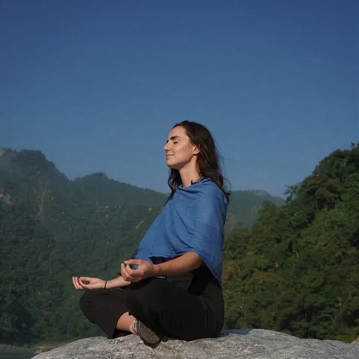 Formación de profesores de yoga de 300 horas en Rishikesh – 01 de mayo – 27 de mayo de 2026