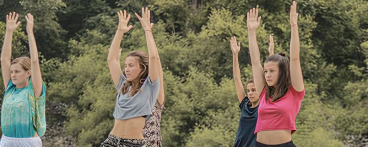 Entrenamiento Holístico de Profesor de Yoga de 300 Horas