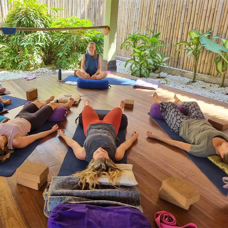 100hr Formación de Profesores de Yin Yoga en Bali
