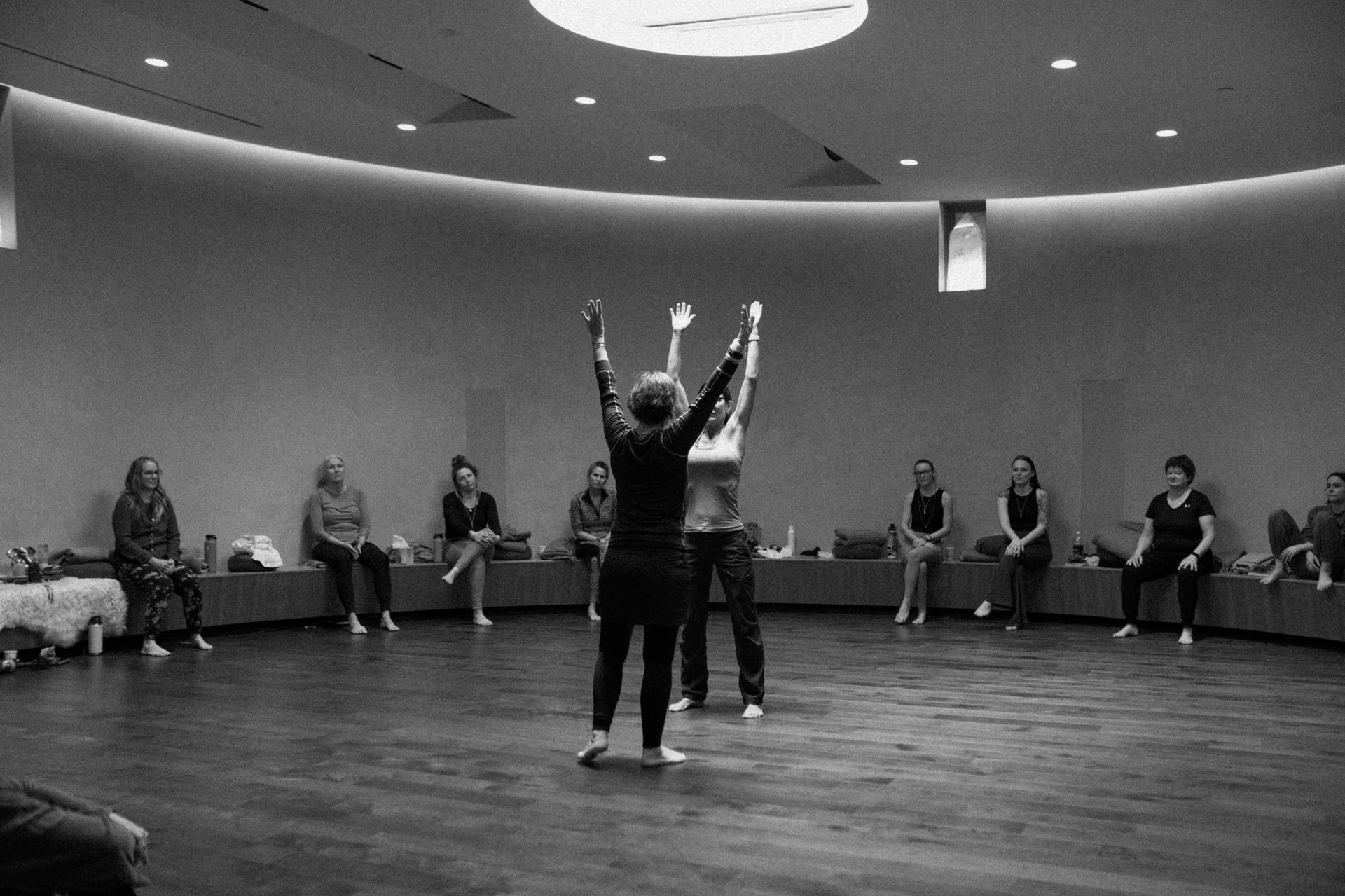 The Vibrant Mom: Revive & Renewal Retiro with Cara Maiolo and Nicole Lindstrom | True Nature - Carbondale, CO